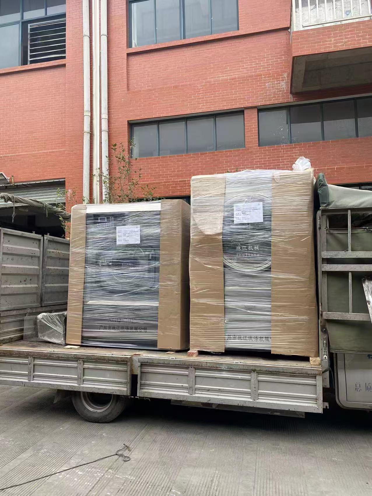 國產30年|廣州不銹鋼工業洗衣機助力工廠降本50%,三層不銹鋼材質抗腐蝕能力提升300%!